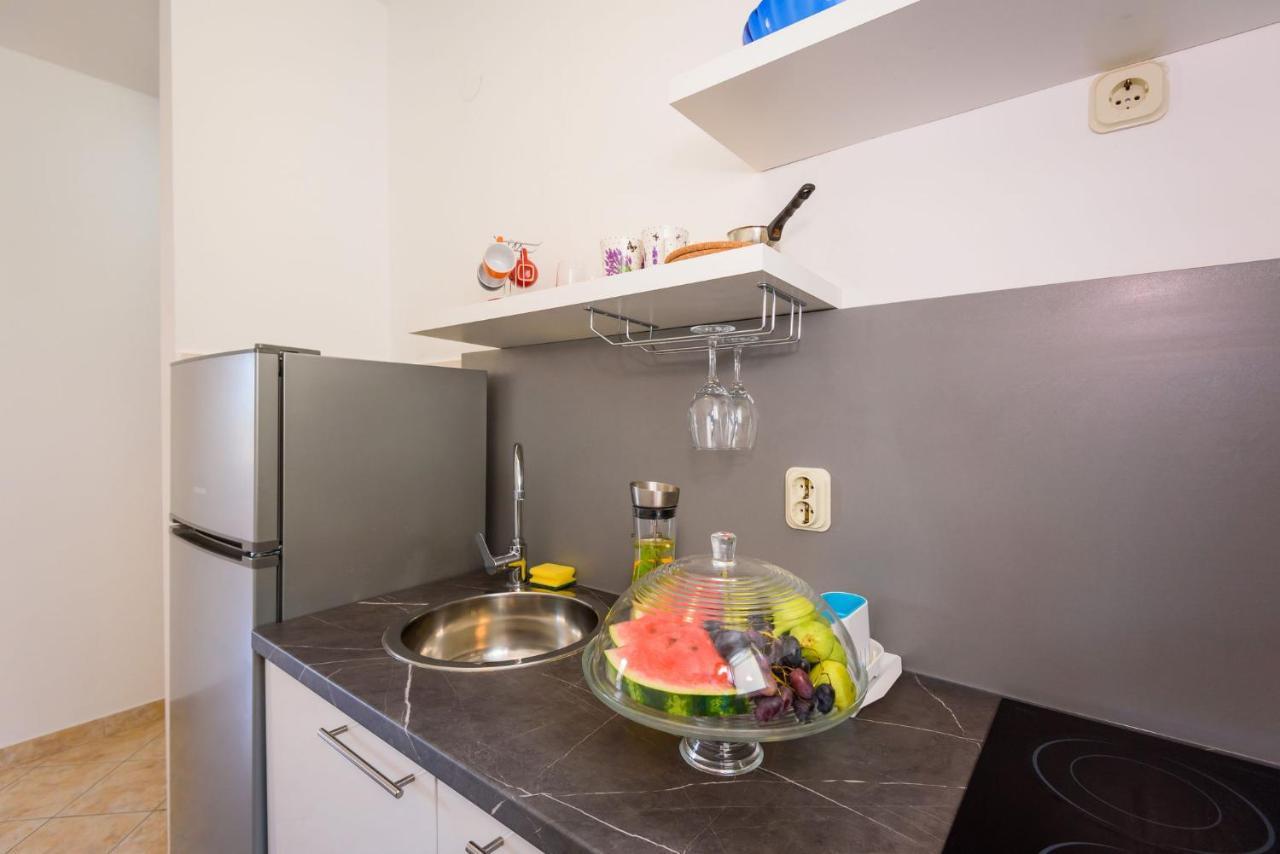 Apartments Bjelis Клек Екстериор снимка